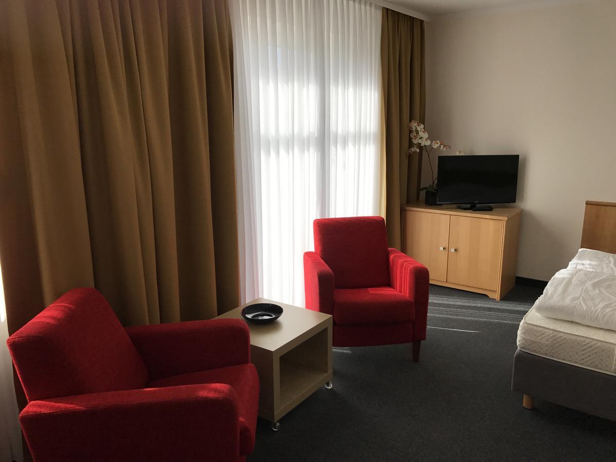 Ferienwohnung Nummer 8 Sellin Exterior foto